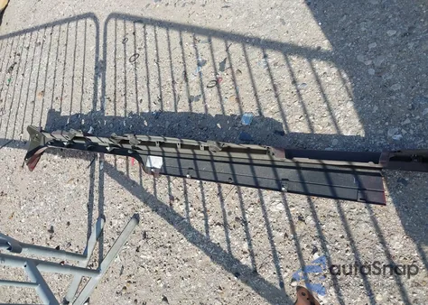 2021 Toyota Sienna Le z USA, uszkodzony, nr VIN 5TDKRKEC8MS052010